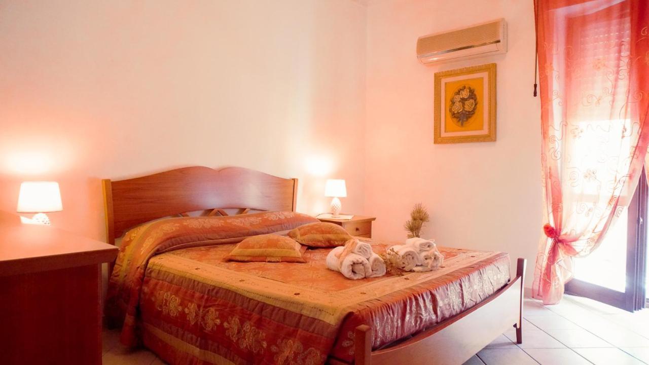Pm 12 Via Achille Grandi Guest House Alghero Bagian luar foto