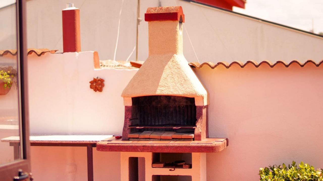 Pm 12 Via Achille Grandi Guest House Alghero Bagian luar foto